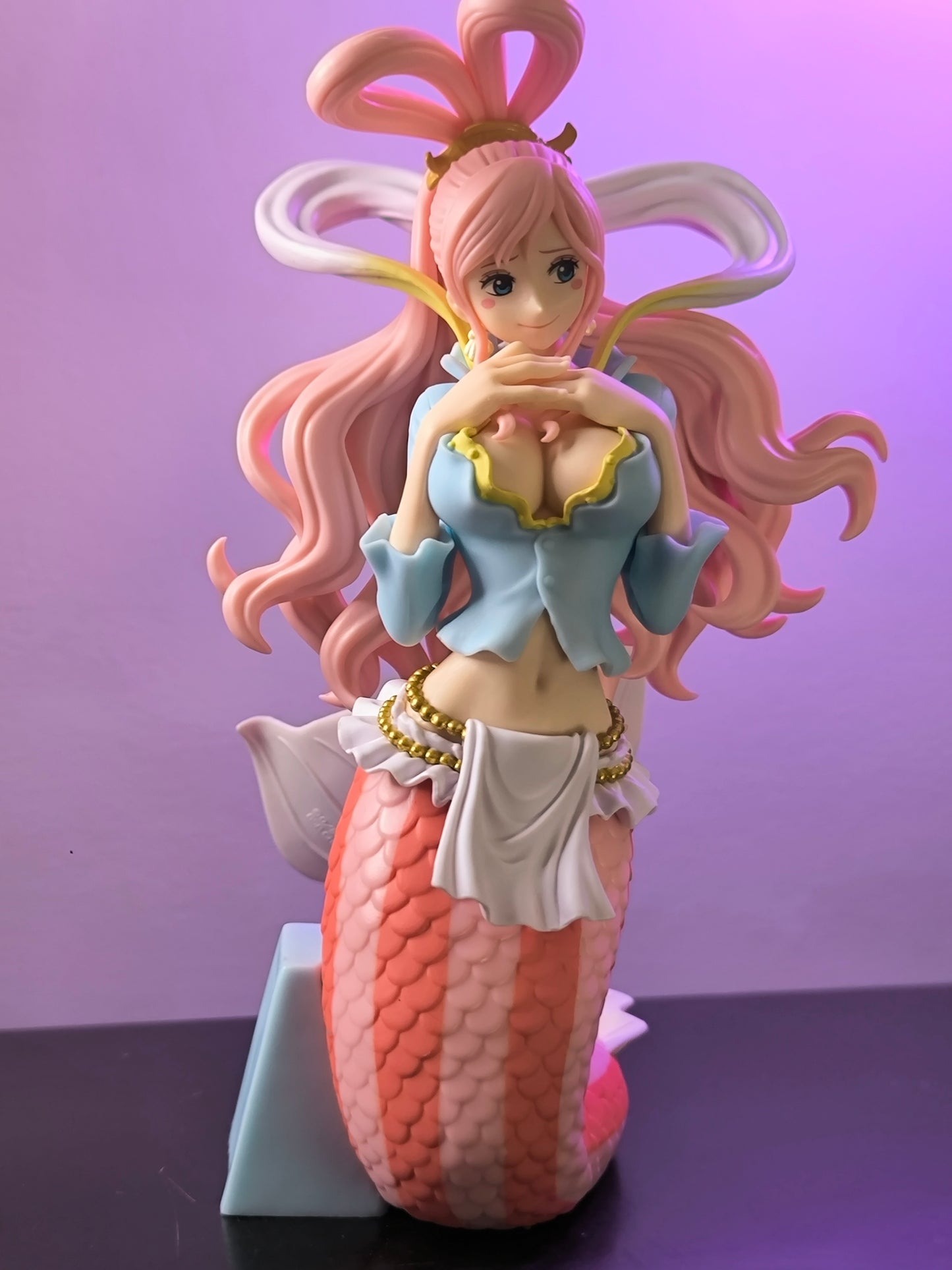 Figura ONE PIECE Shirahoshi - Bandai Glitter & Glamours