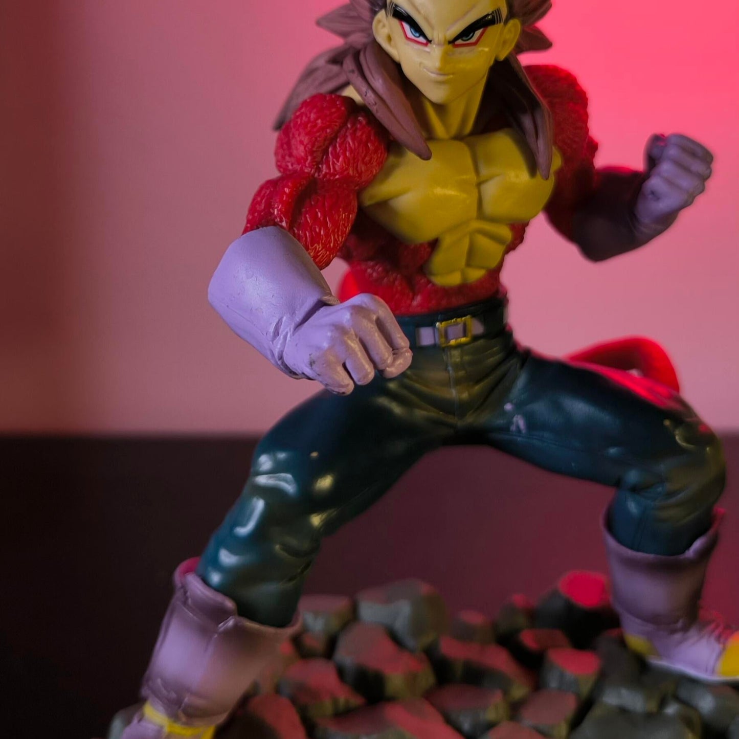 Figura Dragon Ball Z -Vegeta Super Saiyan 4