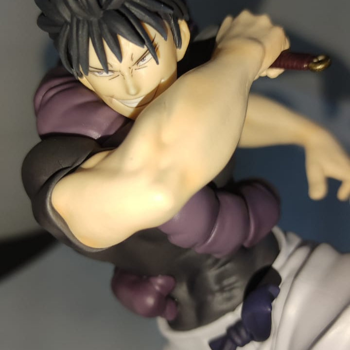 Figura Jujutsu Kaisen -Toji Fushiguro Luminasta-