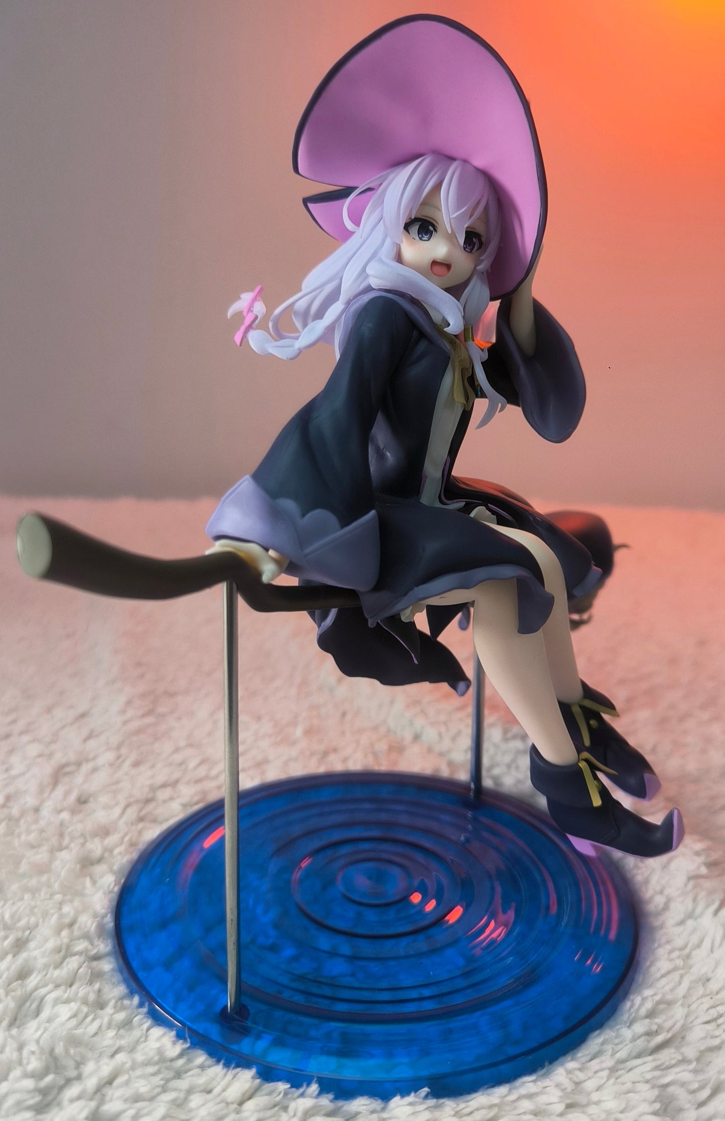 Figura Wandering Witch The Journey of Elaina -Elaina volando