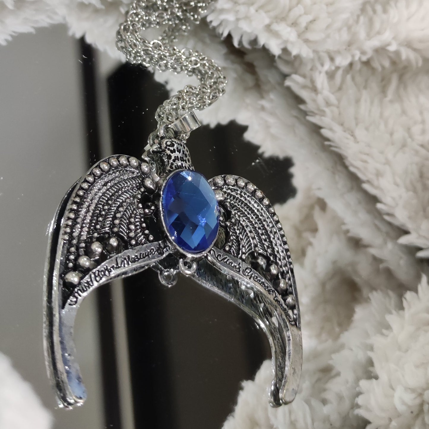 Rowena Ravenclaw's  Diadema Perdida Tiara Corona Horrocrux HP Abanico Colgante Regalo Hogwarts House Luna Potterhead Reliquias de la muerte