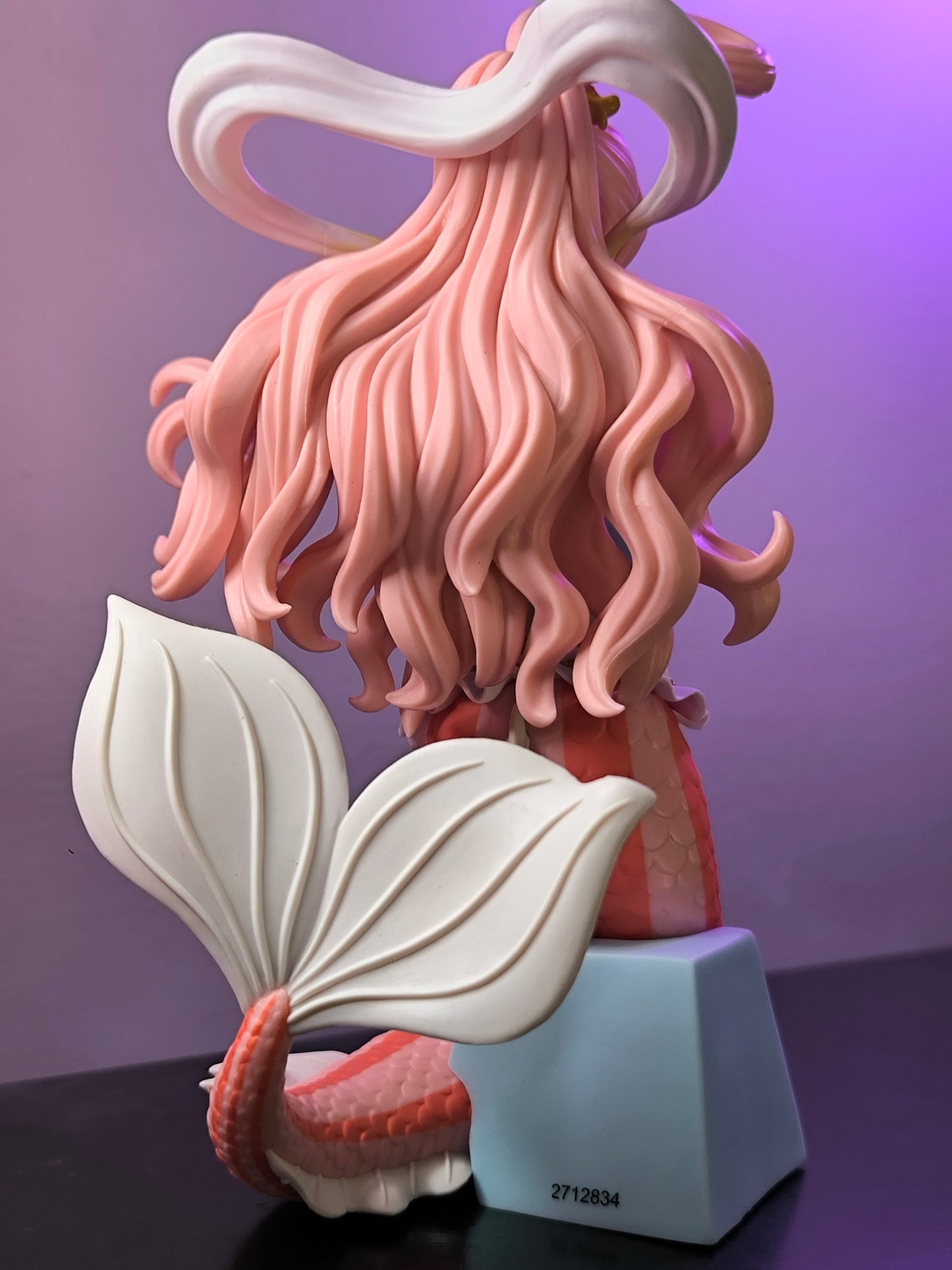 Figura ONE PIECE Shirahoshi - Bandai Glitter & Glamours