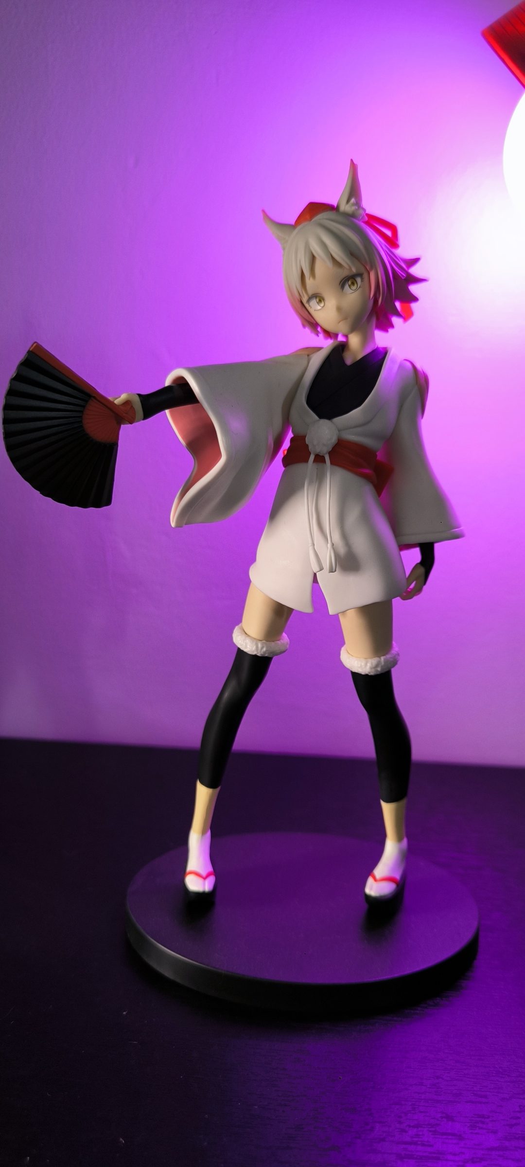 Shuna (With Fan) - Relax Time