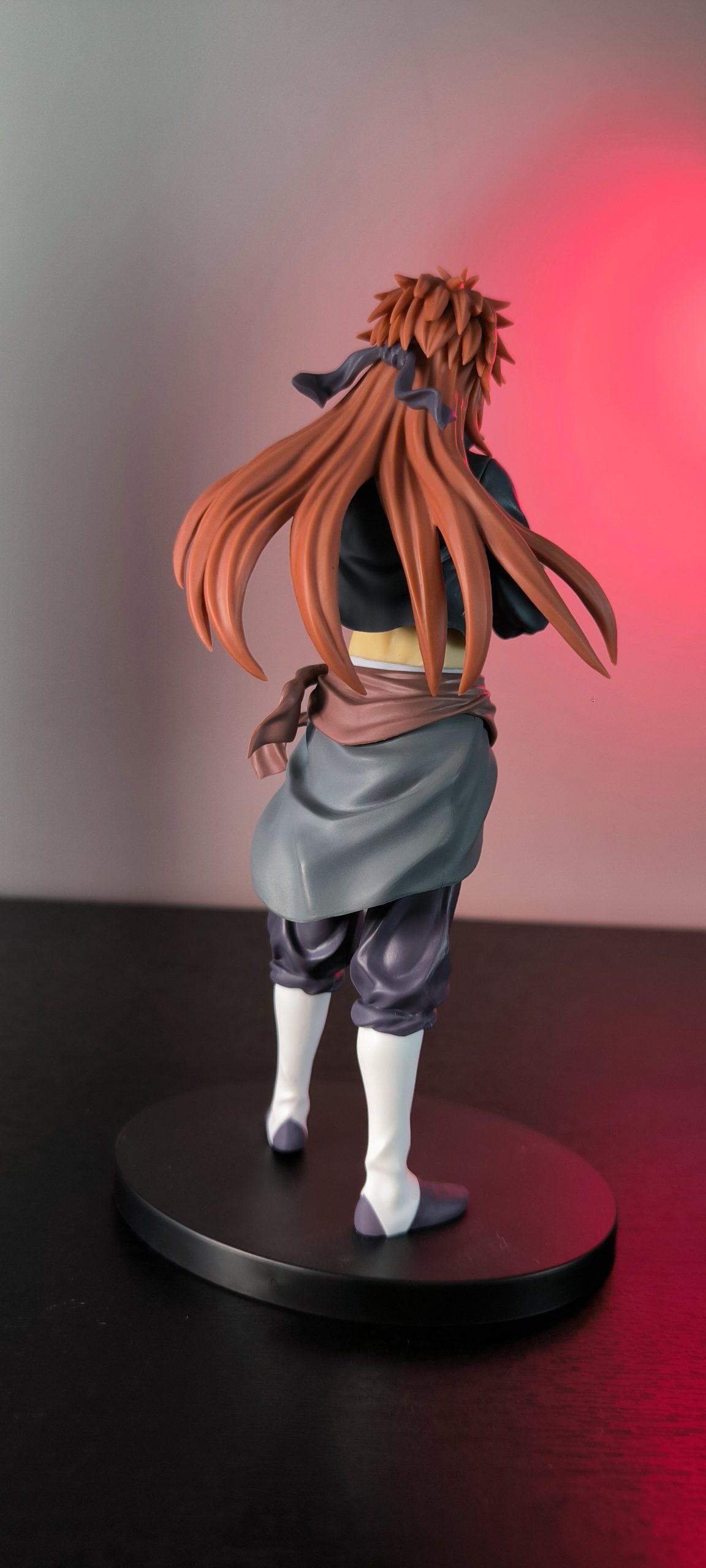 Guy Crimson-Rouge - Image 3