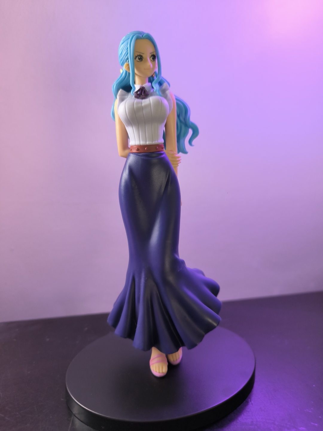 Nefertari Vivi - Glitter & Glamours